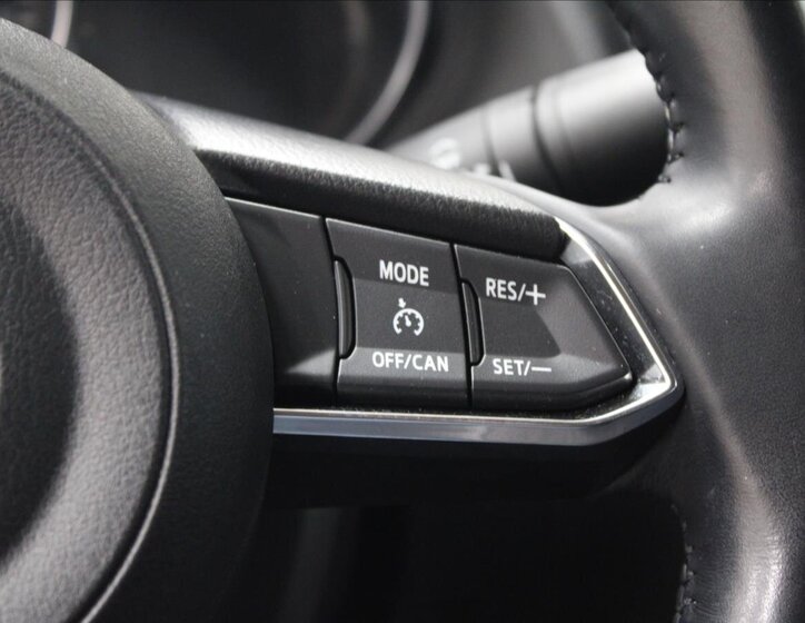 Mazda 6 Sedan 2,0 l 121 kw