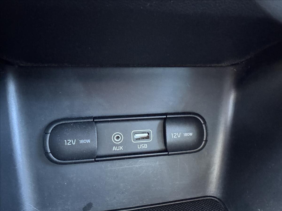 KIA Sportage SUV 1,7 l 85 kw