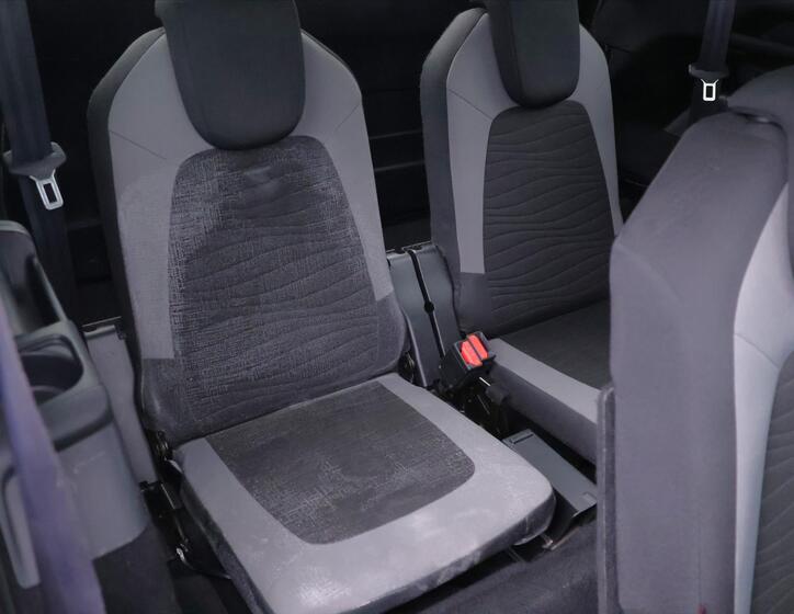 Citroën Grand C4 Picasso 17