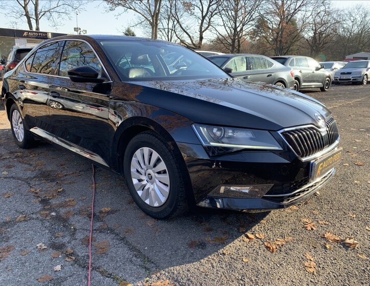 Škoda Superb 3