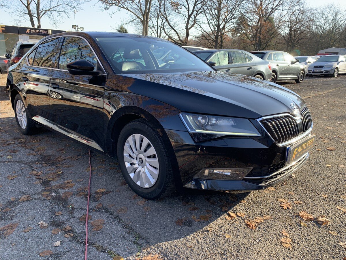 Škoda Superb