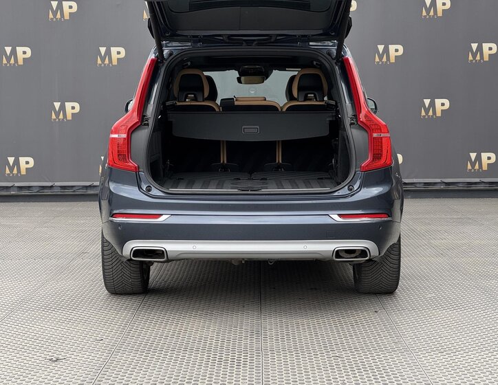 Volvo XC90 SUV / Terénní 2,0 l 173 kw