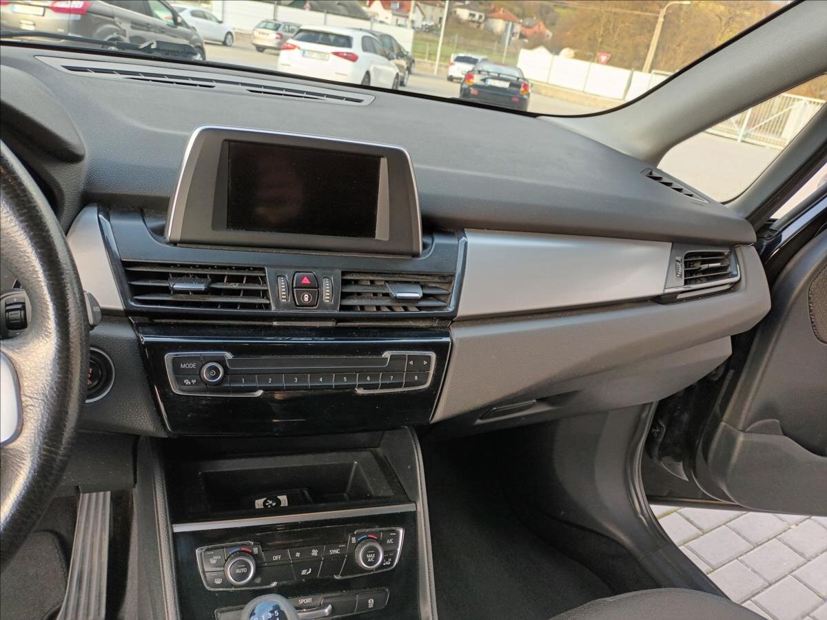 BMW Řada 2 Kombi 1,5 l 85 kw