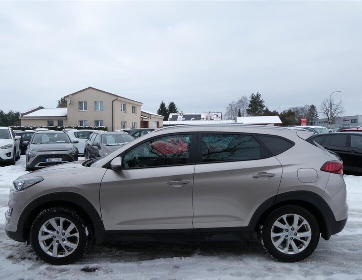Hyundai Tucson SUV 1,6 l 85 kw