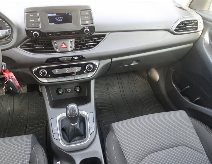 Hyundai i30 Kombi 1,4 l 73 kw