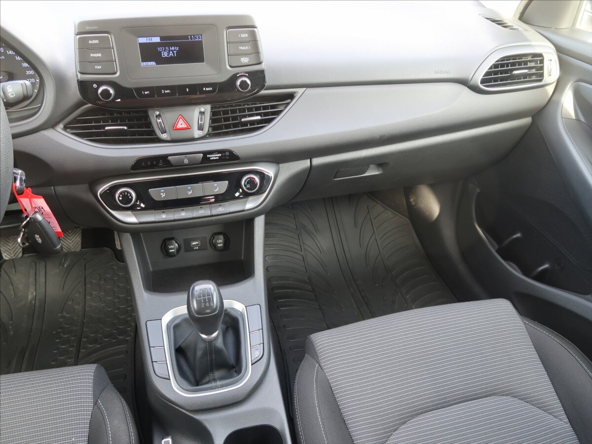 Hyundai i30 Kombi 1,4 l 73 kw