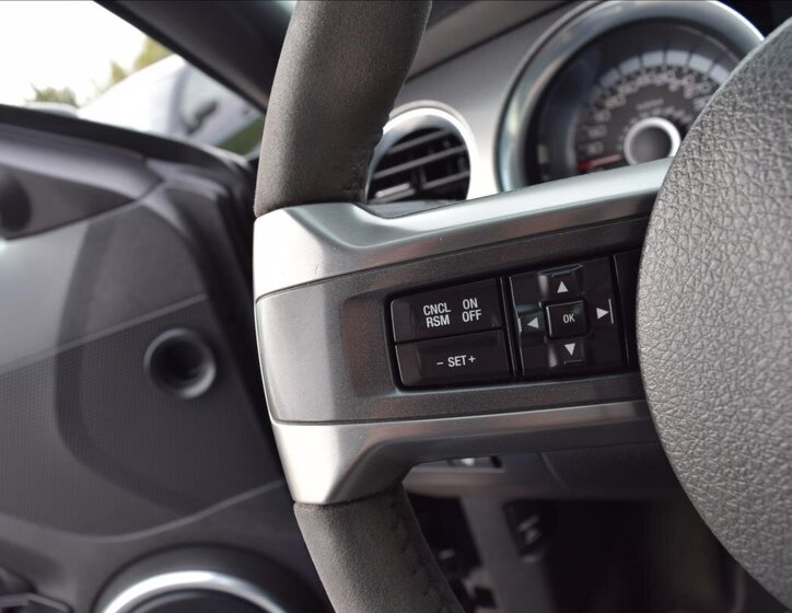 Ford Mustang Kupé 5,8 l 485 kw