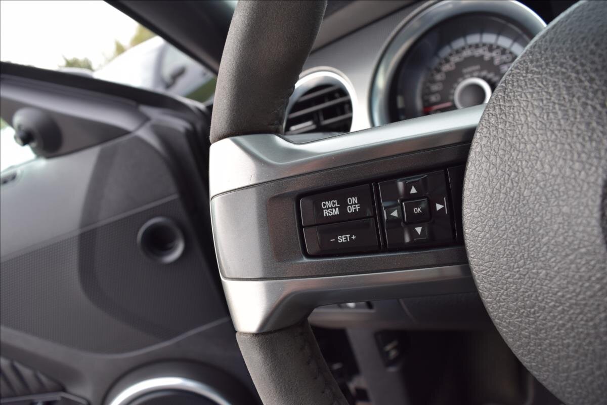 Ford Mustang Kupé 5,8 l 485 kw