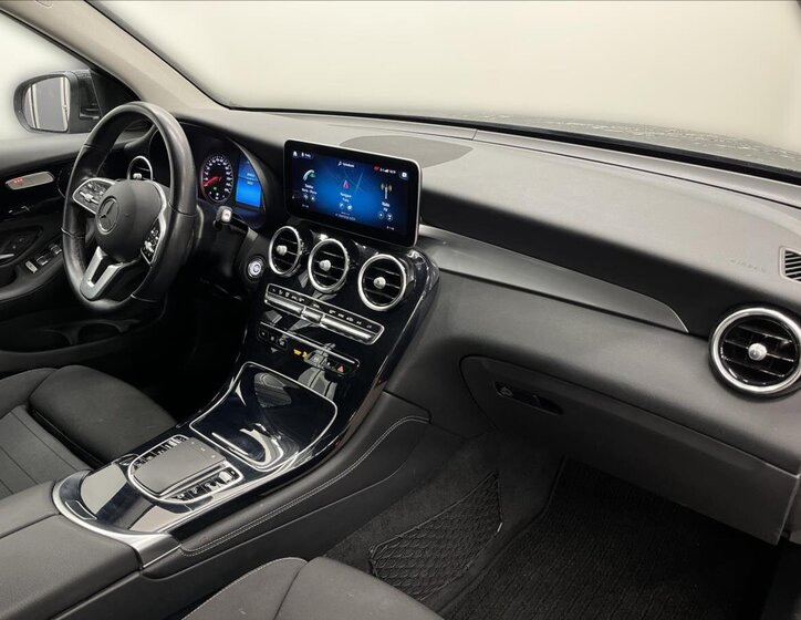 Mercedes-Benz GLC 14