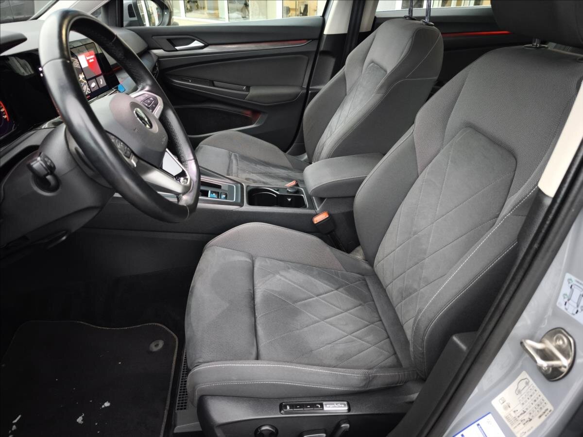 Volkswagen Golf Kombi 1,5 l 96 kw