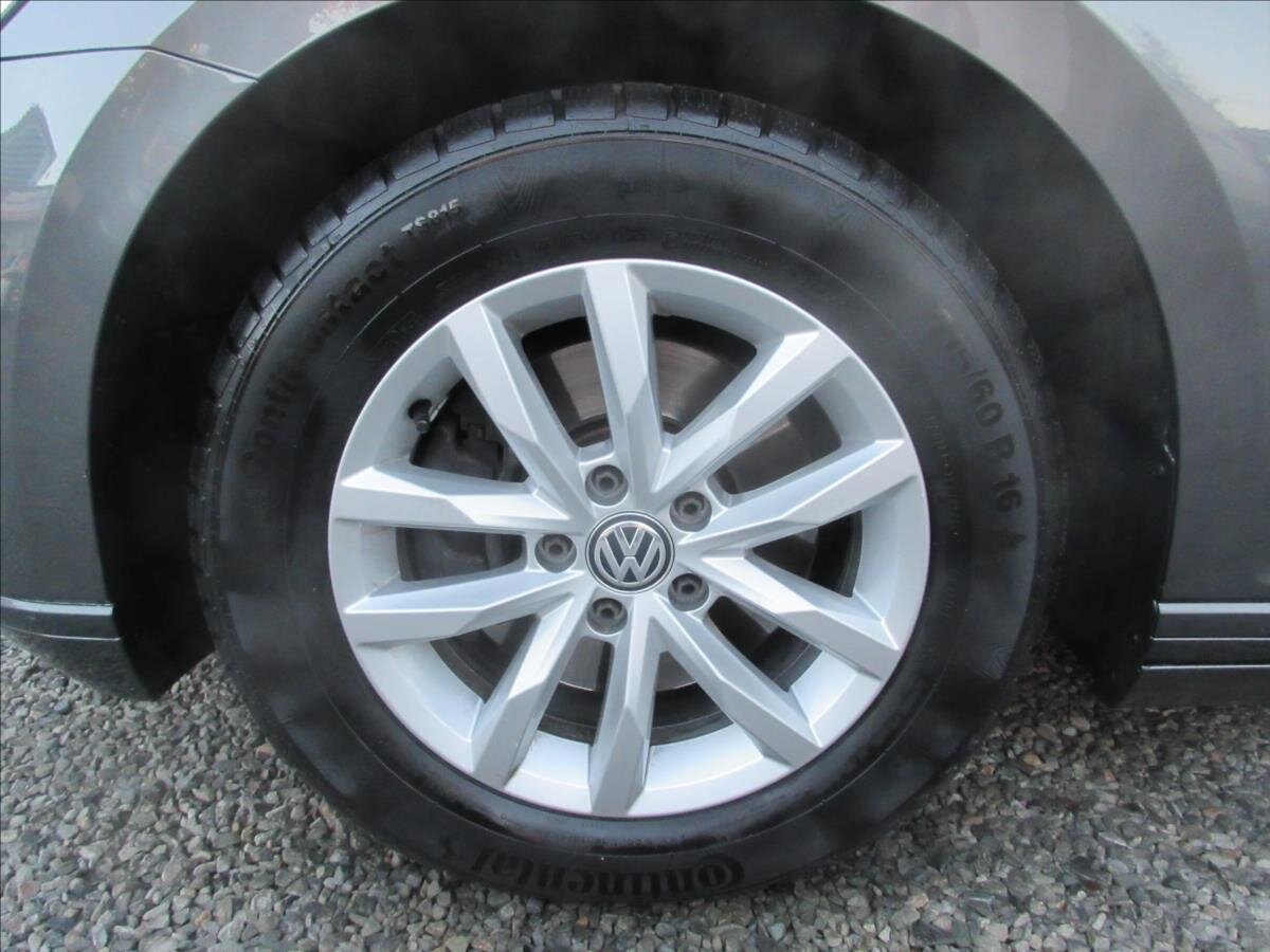 Volkswagen Passat Kombi 2,0 l 110 kw