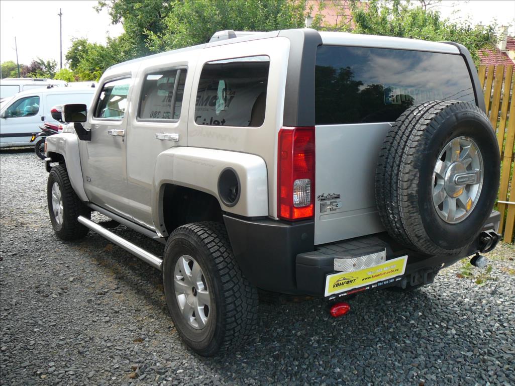 Hummer H3
