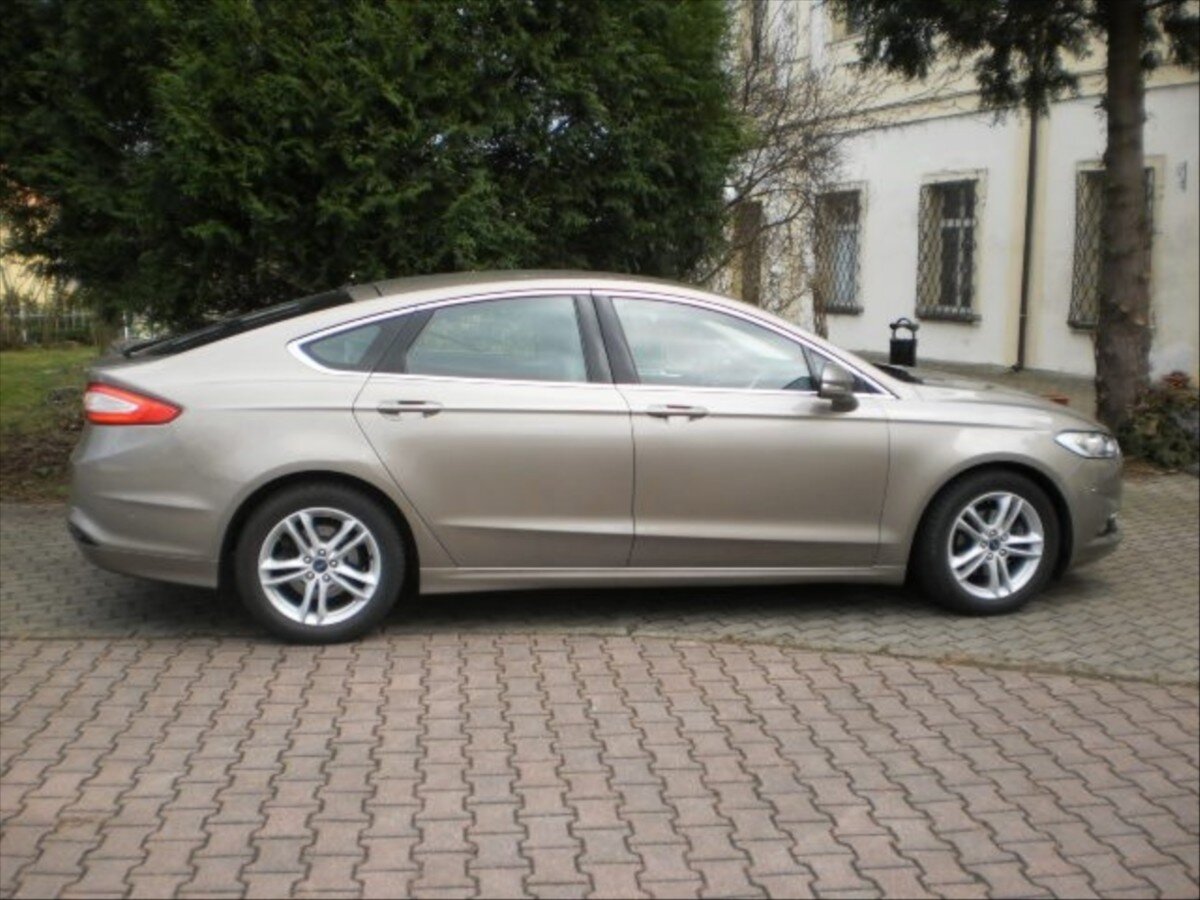 Ford Mondeo Hatchback 0,0 0