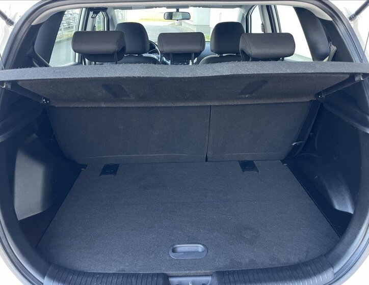 Hyundai ix20 MPV 1,4 l 66 kw