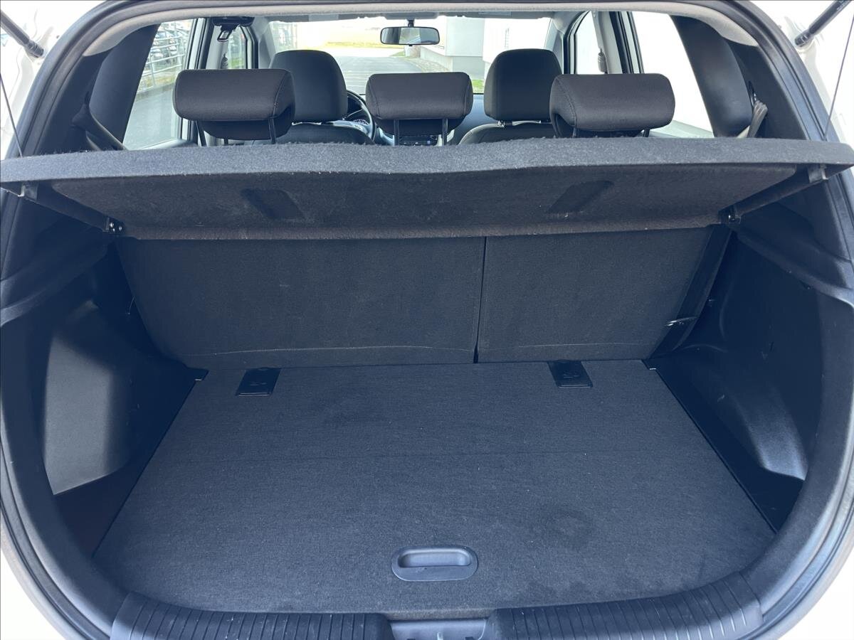 Hyundai ix20 MPV 1,4 l 66 kw