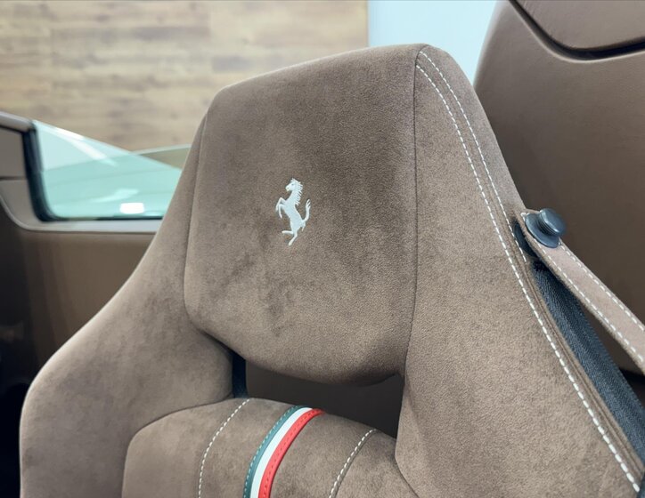 Ferrari F8 Kabriolet 3,9 l 530 kw