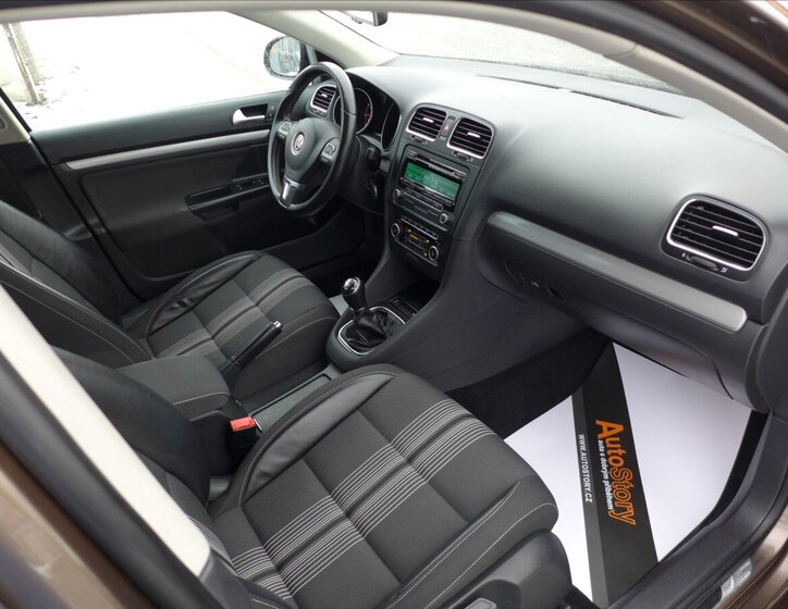 Volkswagen Golf Kombi 1,2 l 77 kw