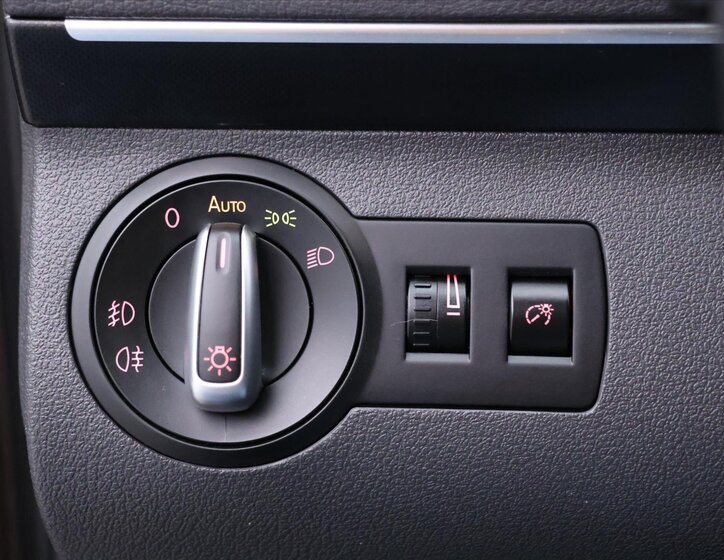 Volkswagen Touran 16