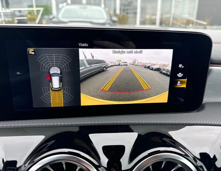 Mercedes-Benz CLA Kupé 1,3 l 100 kw