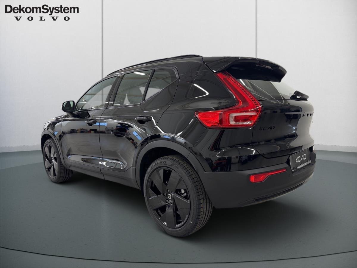 Volvo XC40 SUV 2,0 l 120 kw