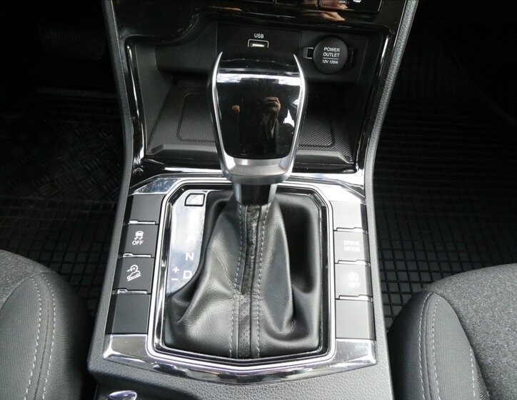 SsangYong Korando SUV 1,5 l 120 kw