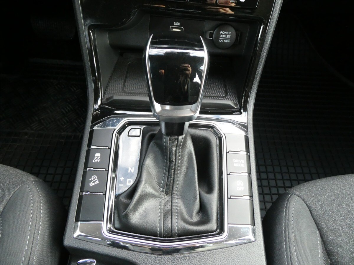 SsangYong Korando SUV 1,5 l 120 kw