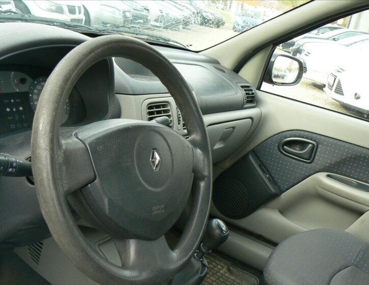 Renault Thalia Sedan / Limuzína 1,4 l 72 kw