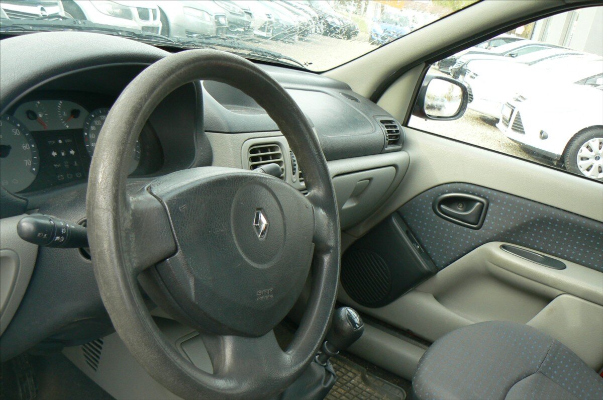 Renault Thalia Sedan / Limuzína 1,4 l 72 kw