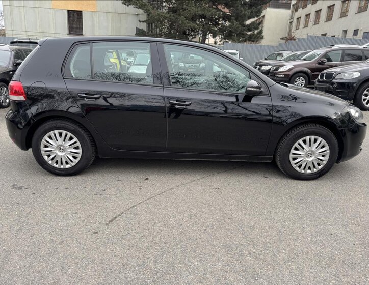Volkswagen Golf Hatchback 1,6 l 77 kw