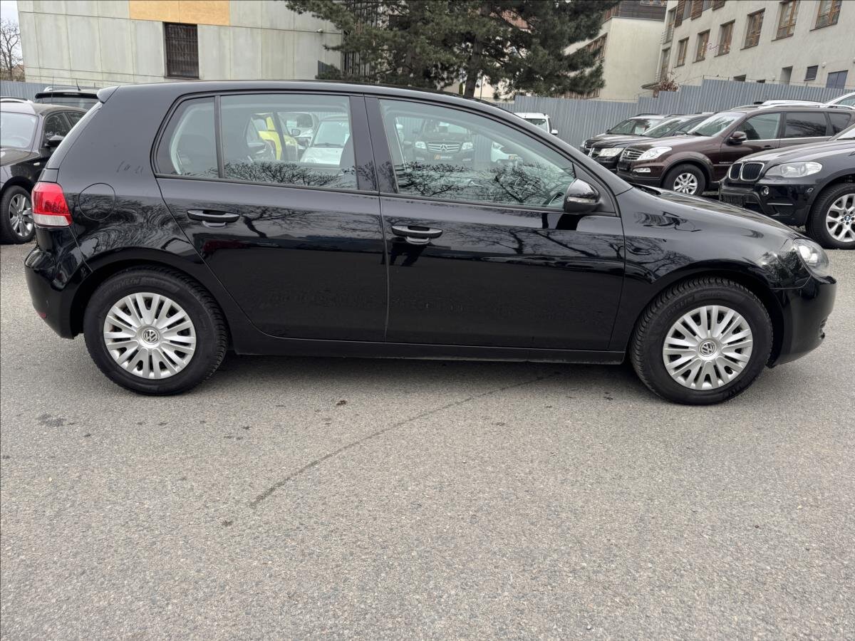 Volkswagen Golf Hatchback 1,6 l 77 kw