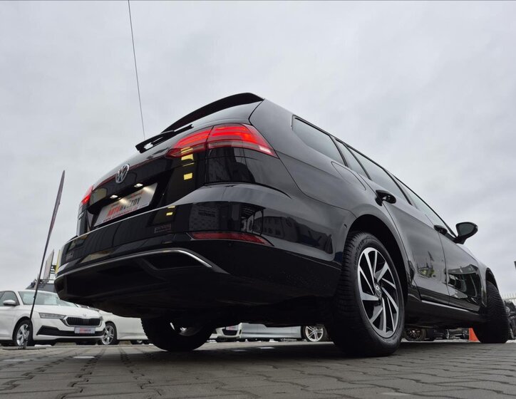 Volkswagen Golf Kombi 1,5 l 110 kw