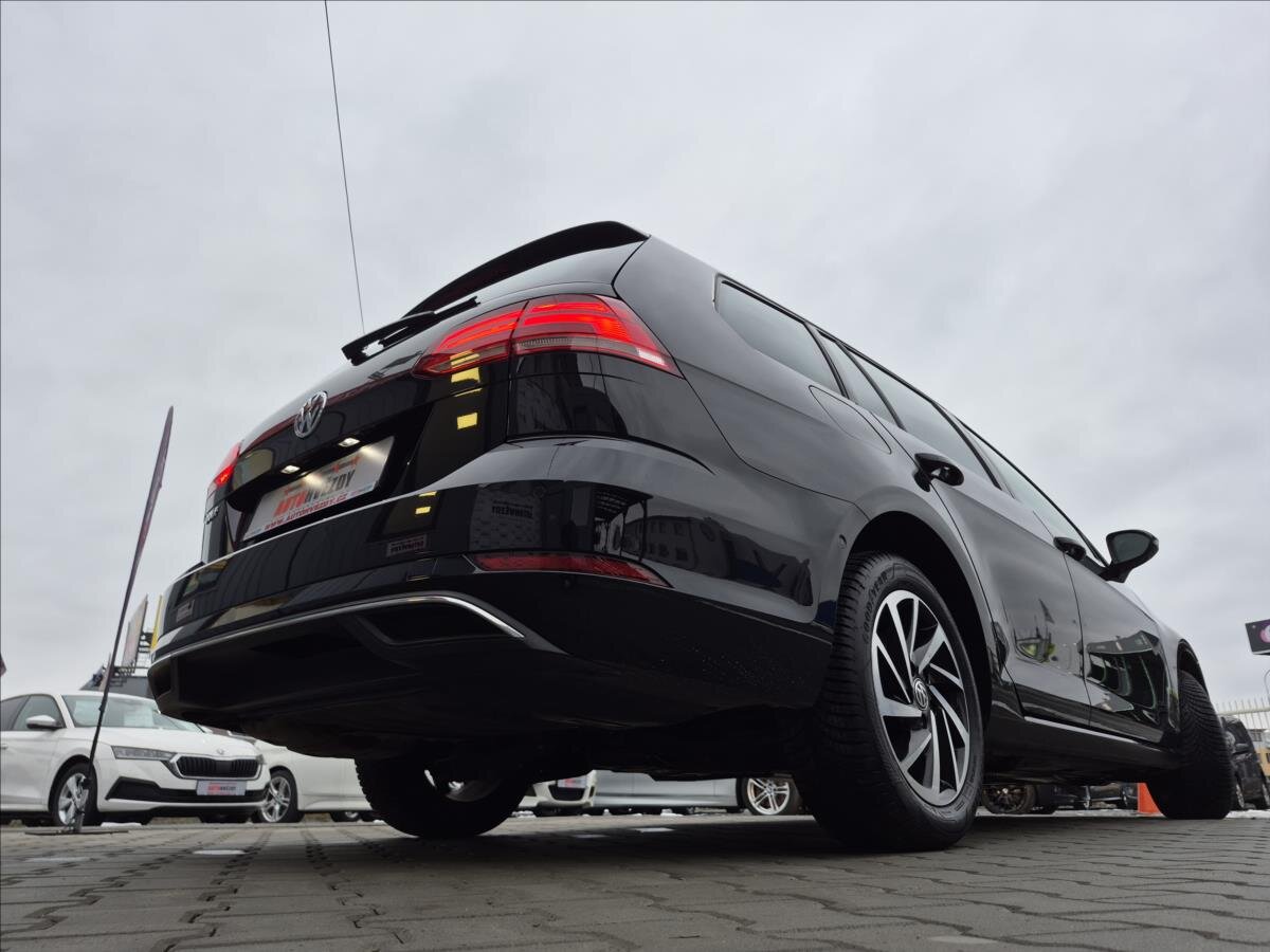 Volkswagen Golf Kombi 1,5 l 110 kw