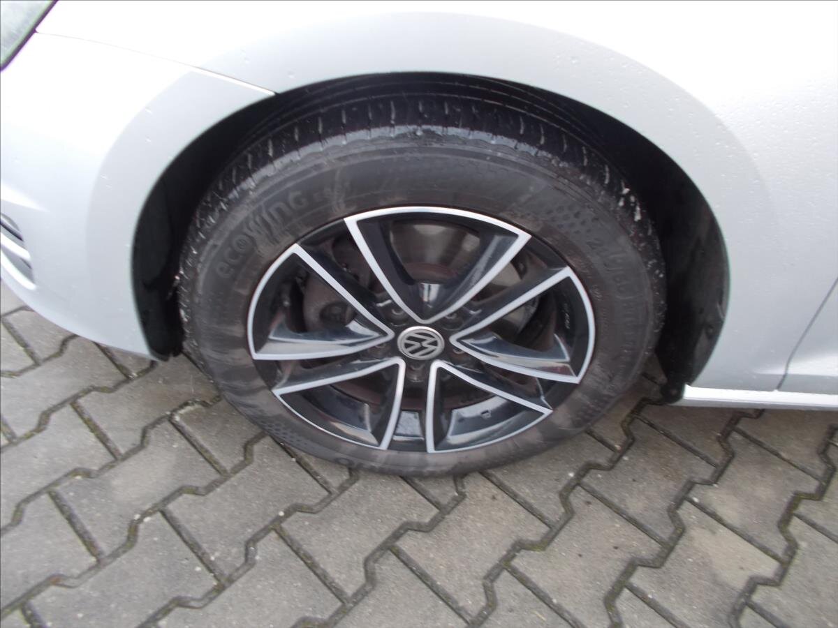 Volkswagen Golf Hatchback 1,6 l 77 kw