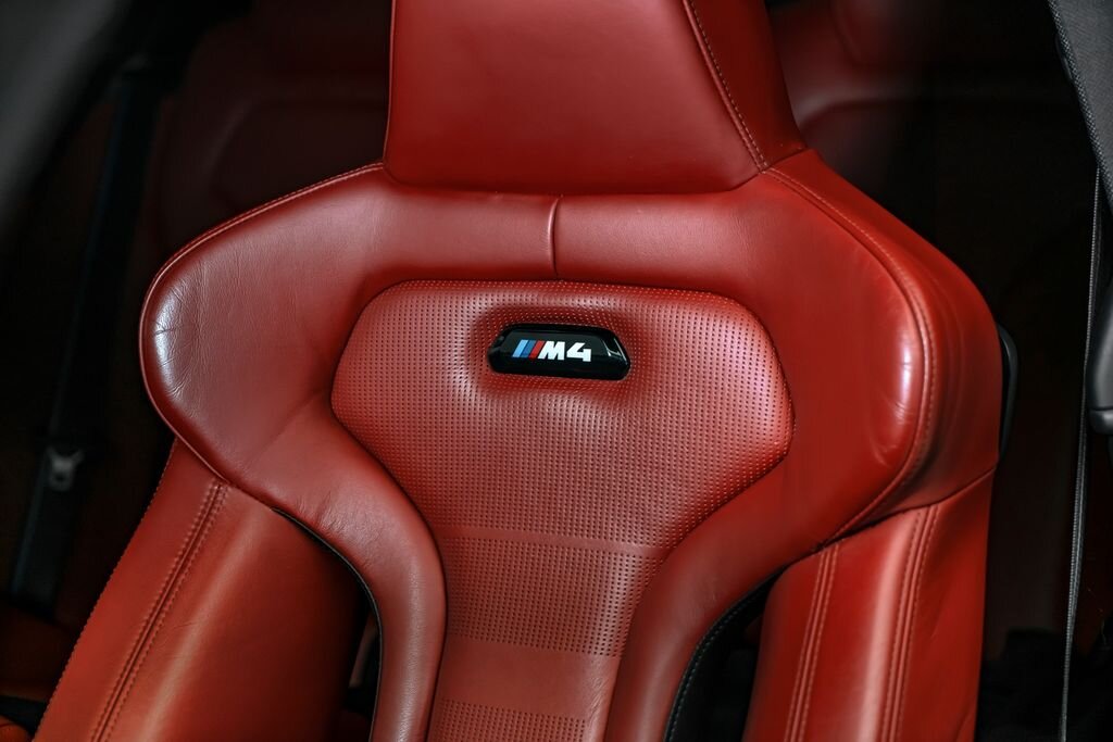 BMW M4 Kupé 3,0 l 331 kw