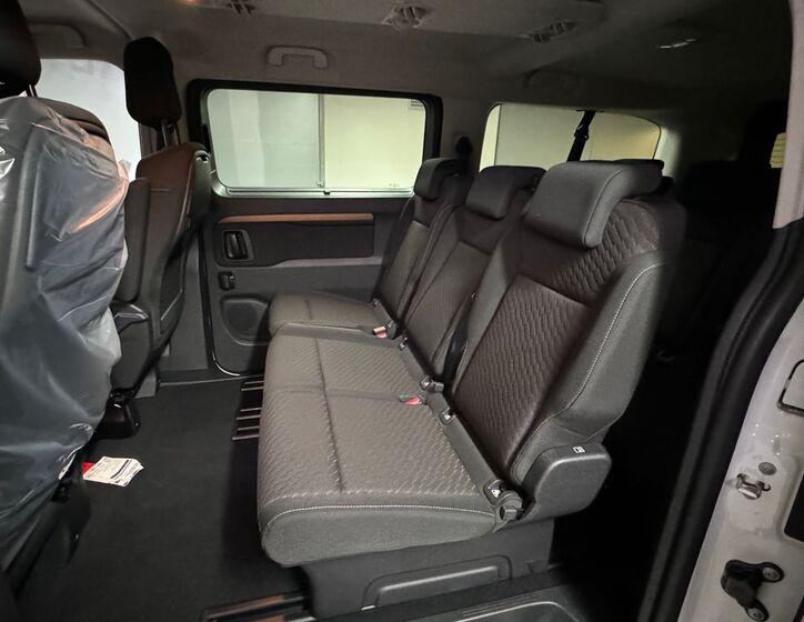 Toyota ProAce Verso 10
