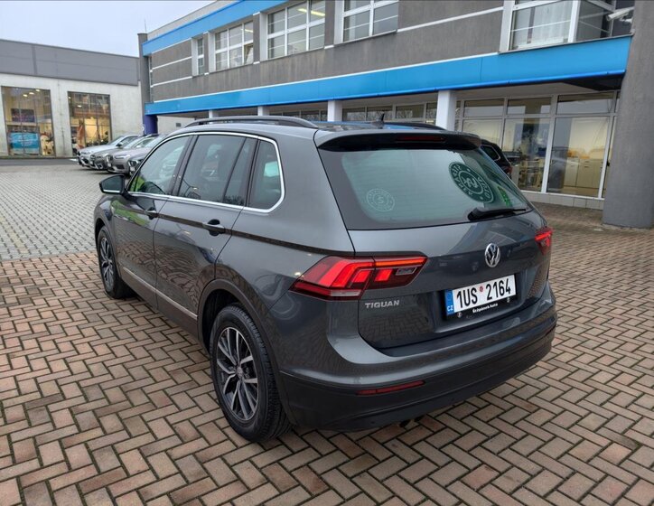 Volkswagen Tiguan SUV 1,5 l 96 kw