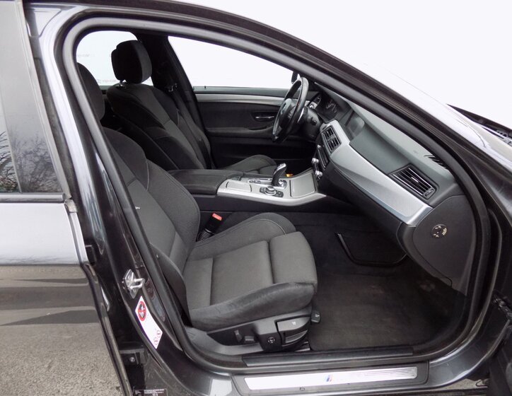 BMW Řada 5 15