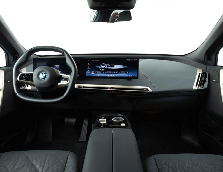 BMW iX SUV 0,0 240 kw