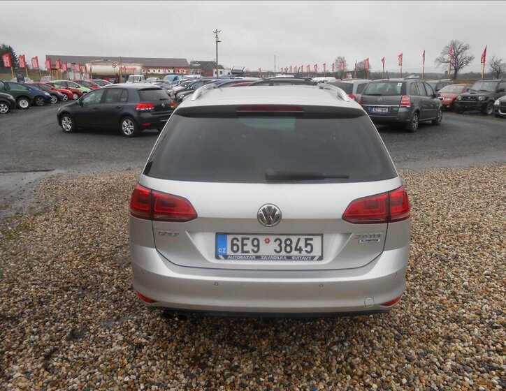 Volkswagen Golf Kombi 2,0 l 110 kw