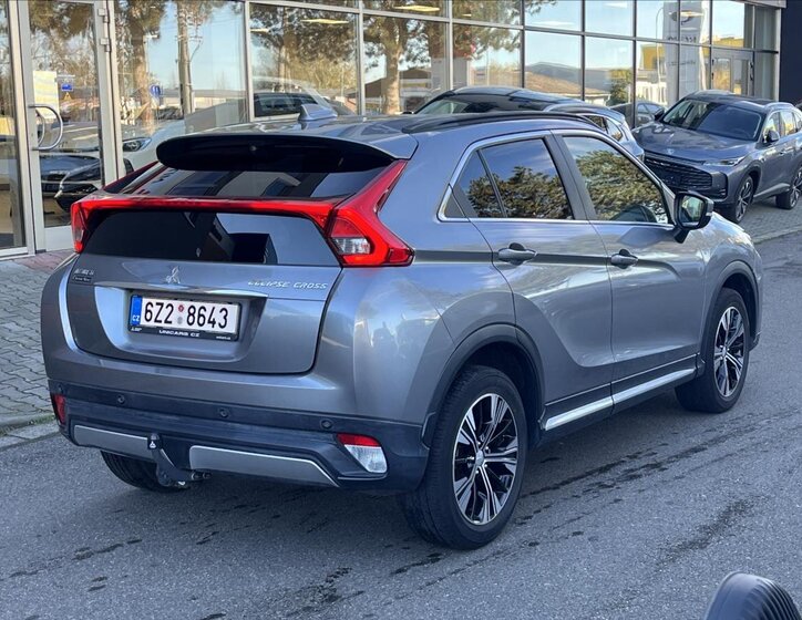 Mitsubishi Eclipse Cross 5