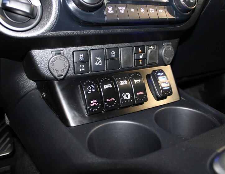 Toyota Hilux Pick-up 2,8 l 150 kw