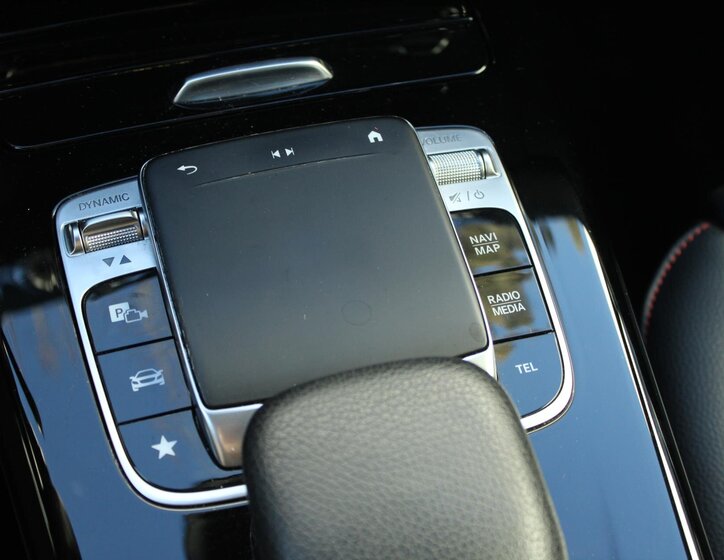 Mercedes-Benz CLA Sedan 2,0 l 140 kw