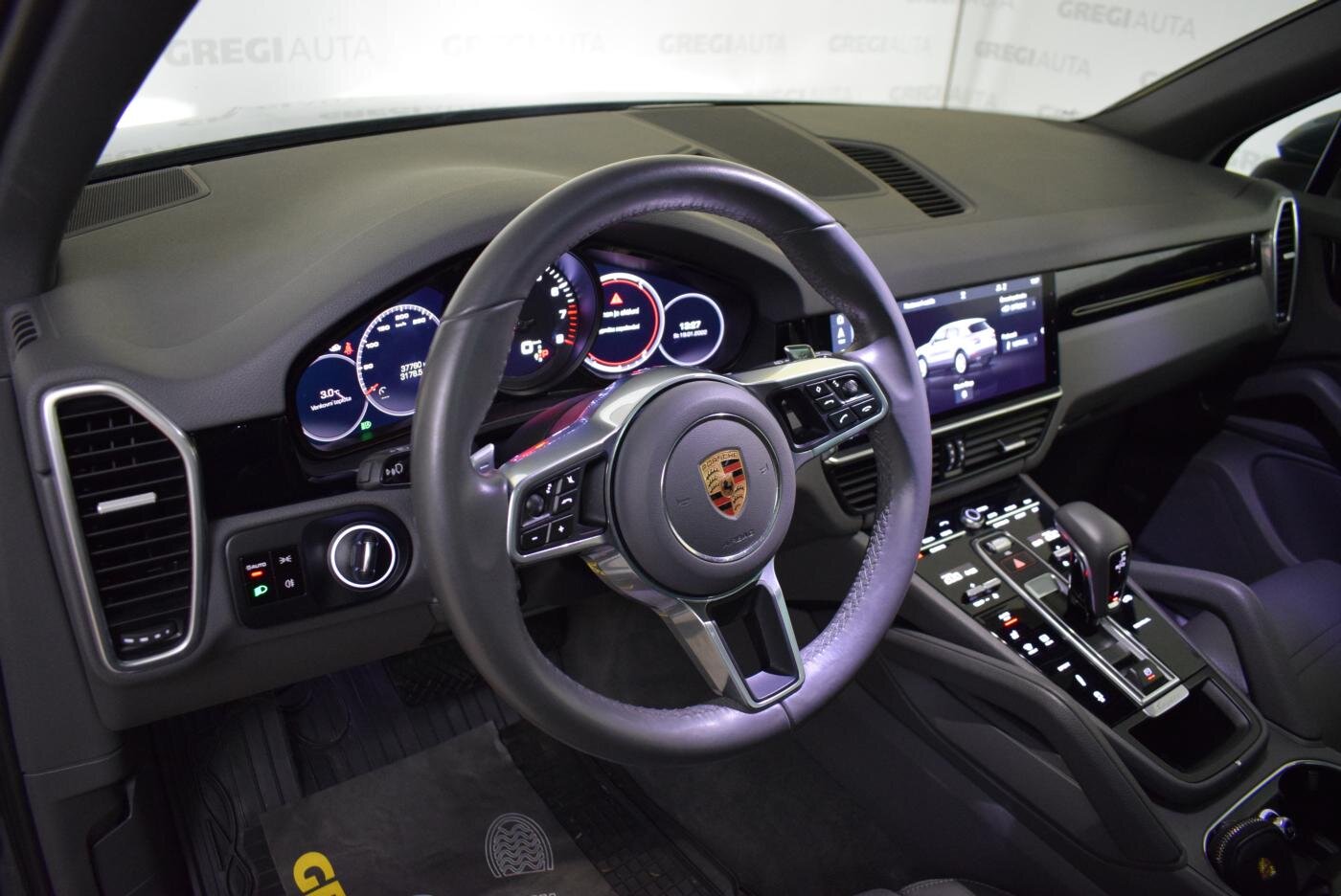 Porsche Cayenne SUV 3,0 l 250 kw