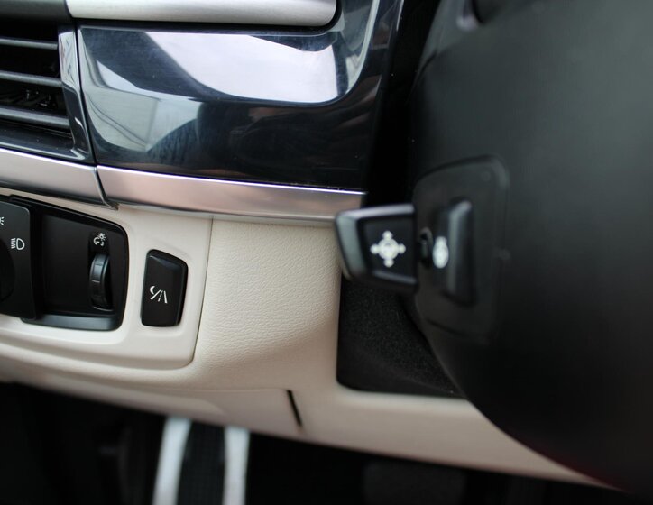 BMW X5 SUV / Terénní 3,0 l 225 kw