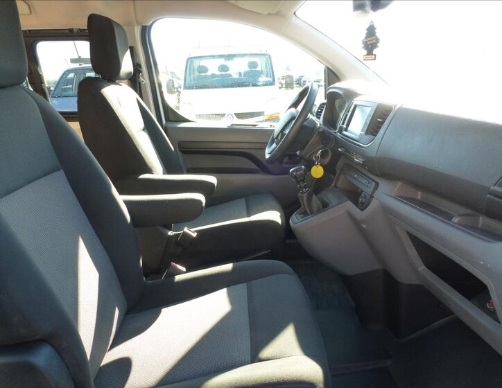 Citroën SpaceTourer Kombi 1,5 l 88 kw