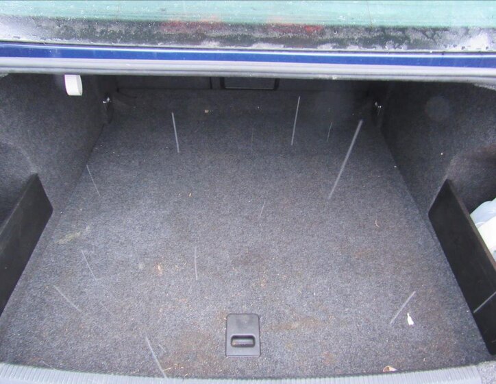 Volkswagen Passat Sedan 2,0 l 103 kw