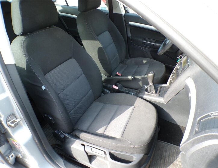 Škoda Octavia Sedan / Limuzína 1,8 l 118 kw