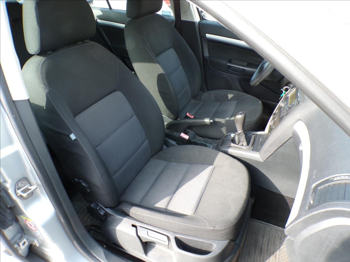 Škoda Octavia Sedan / Limuzína 1,8 l 118 kw