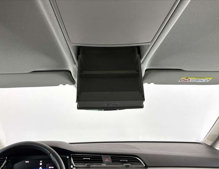 Volkswagen Touran MPV 1,5 l 110 kw