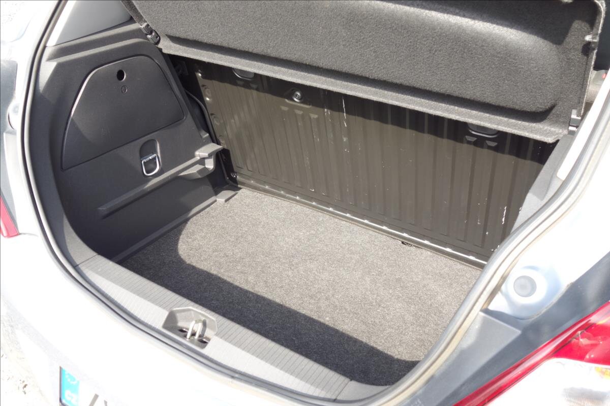 Opel Corsa Hatchback 1,2 l 59 kw